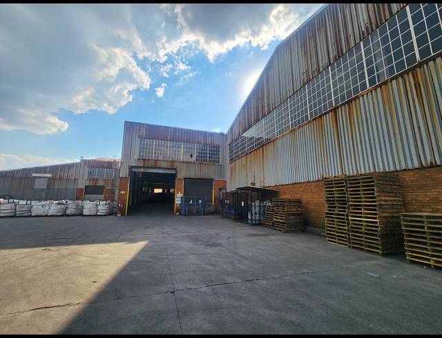 18,423M² WAREHOUSE TO LET IN ROODEKOP